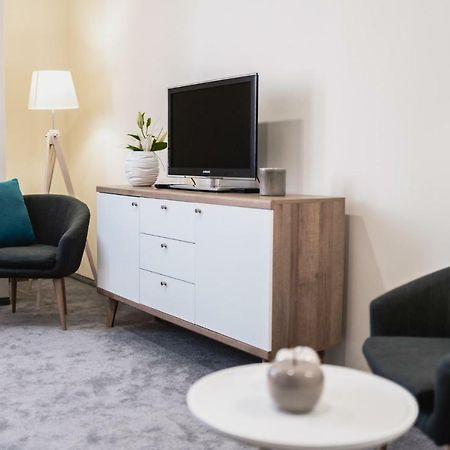 Apartmany Na Baste Levice Exteriör bild